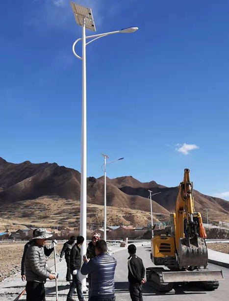 甘南碌曲10米措美太阳能路灯项目