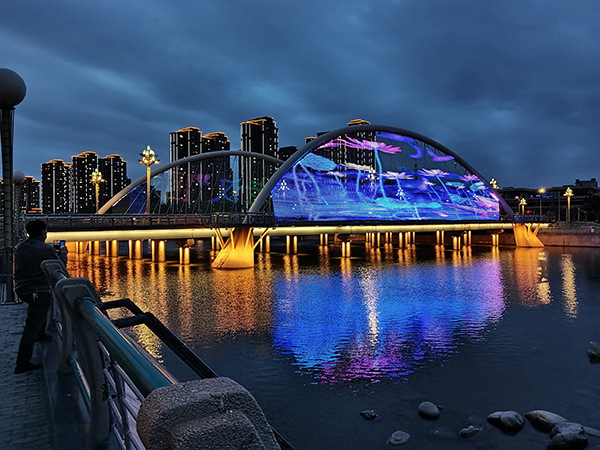 1742970194152440.jpg 措美河道亮化.jpg