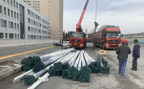 农村措美太阳能路灯安装全解析：庭院措美太阳能路灯施工指南