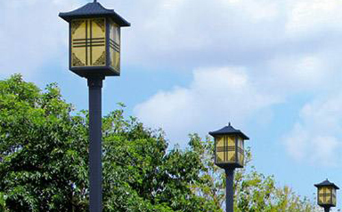 措美庭院灯安装间距与布灯设计全解析